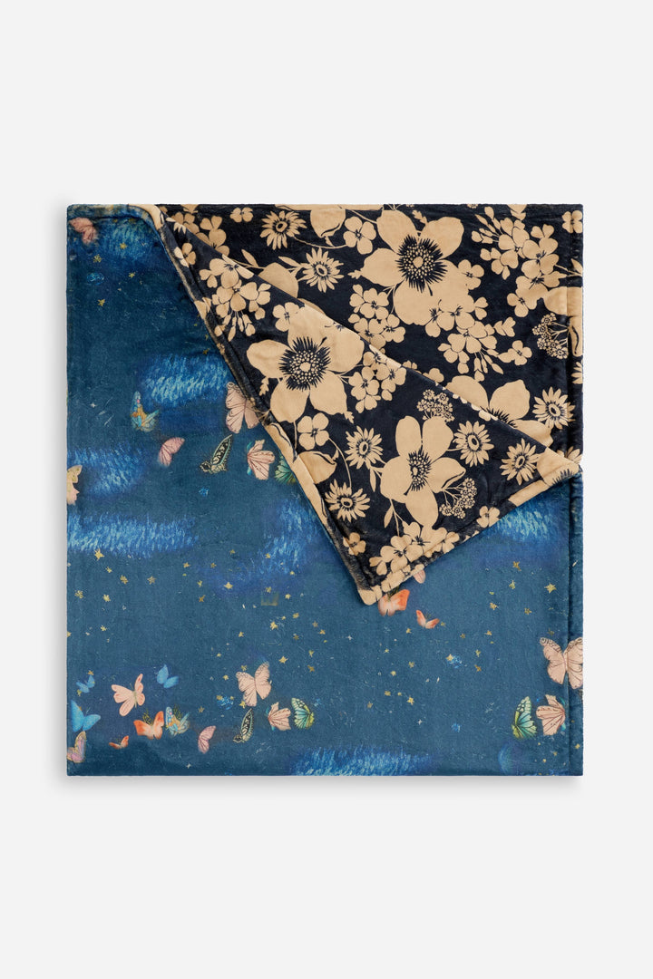 Aurelius Laurel Canyon Cozy Blanket