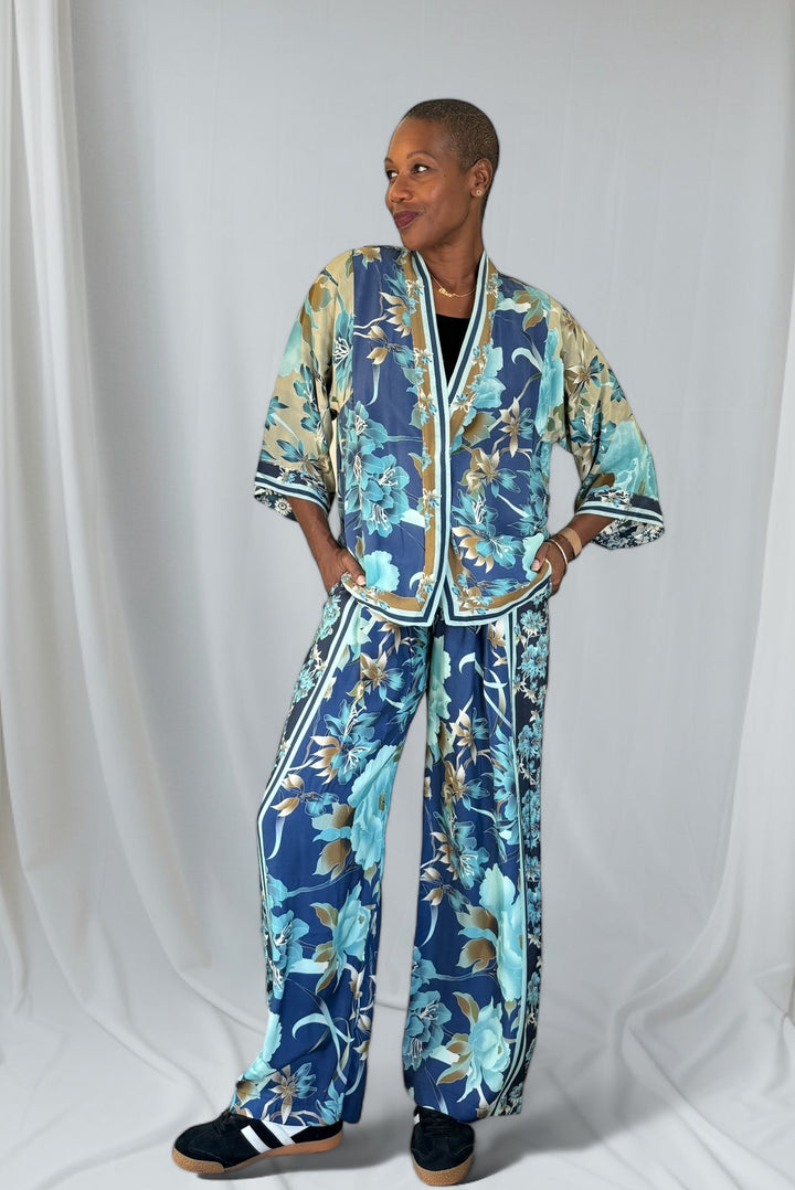 Carwin Reversible Kimono