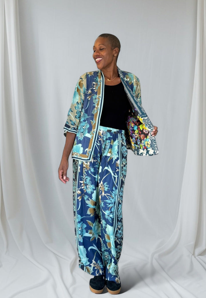 Carwin Reversible Kimono