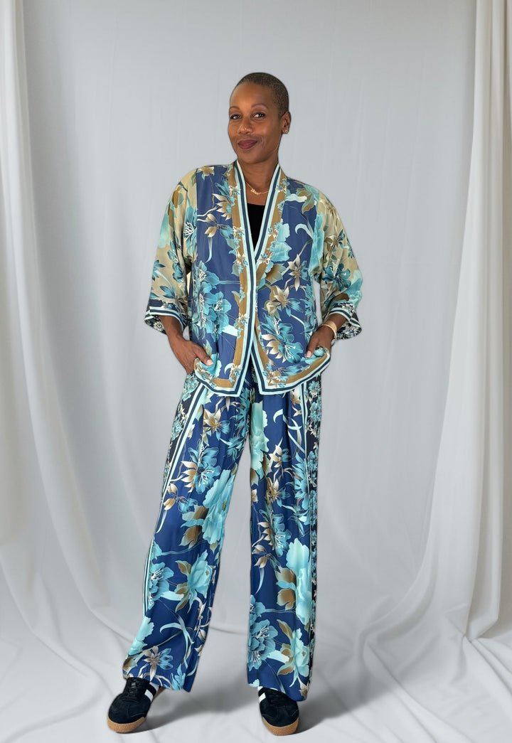Carwin Reversible Kimono
