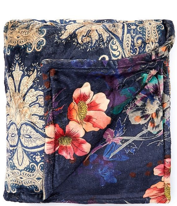 Laurel Canyon Cozy Blanket