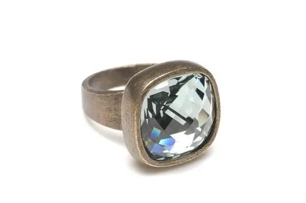 Rebel R7 Square Ring