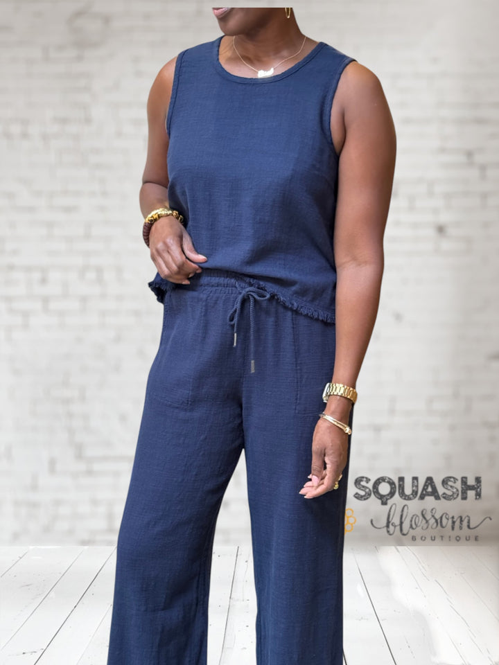 Wide Leg Gusset Pant