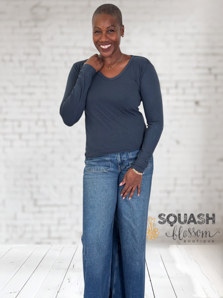 Seamed V neck