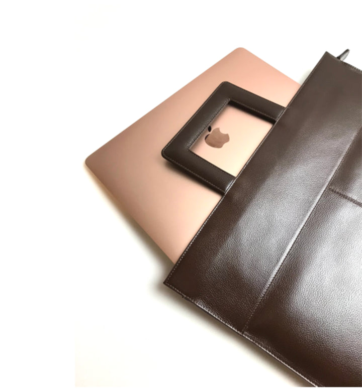 Jennifer Portfolio Clutch