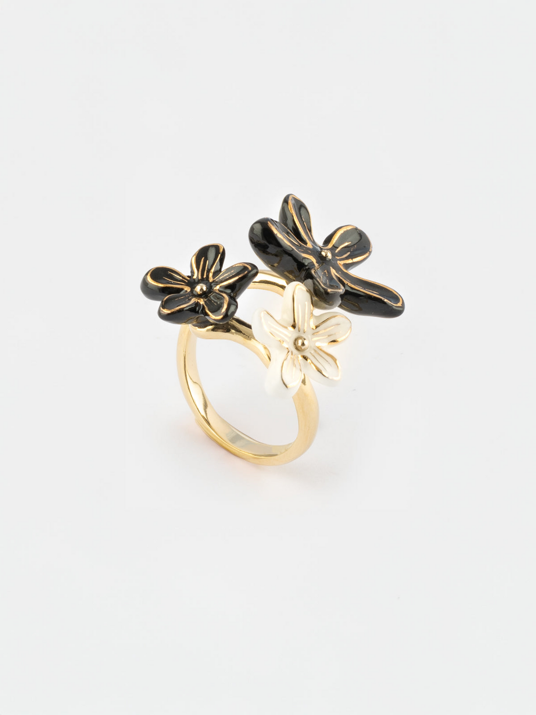 Erine Flowers Ring
