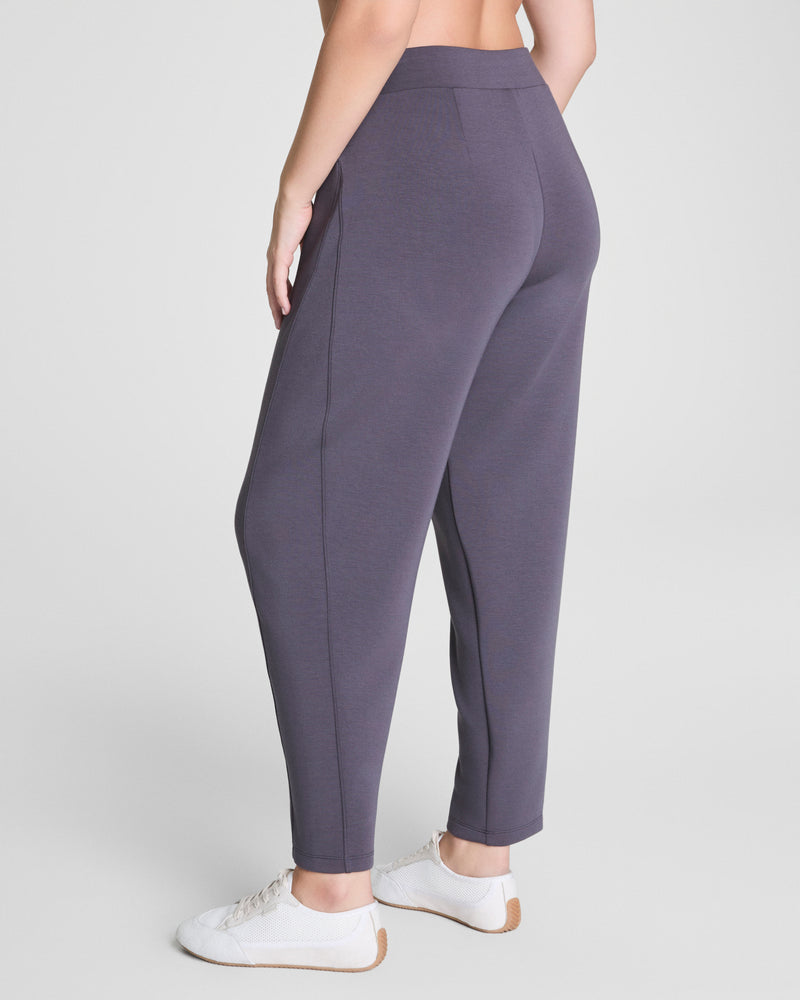 Airessentials Barrel Pant