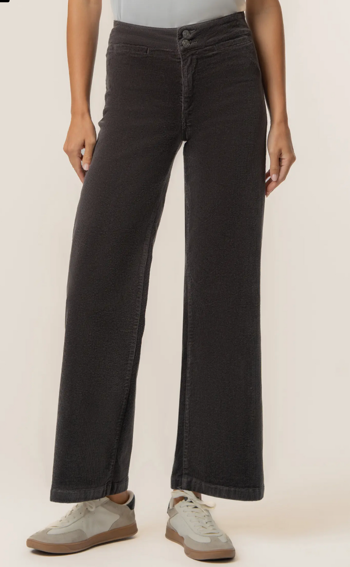 Meg Welt Pocket Jeans