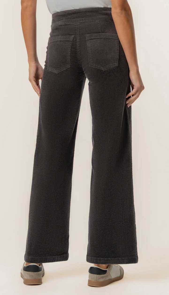 Meg Welt Pocket Jeans