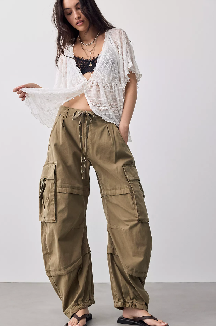 Reef Curved Cargo Twill