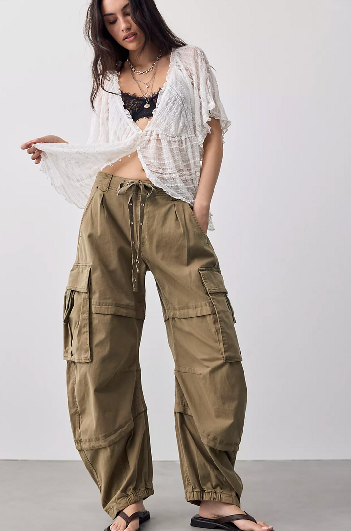 Reef Curved Cargo Twill