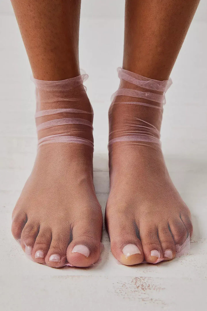 The Moment Sheer Socks