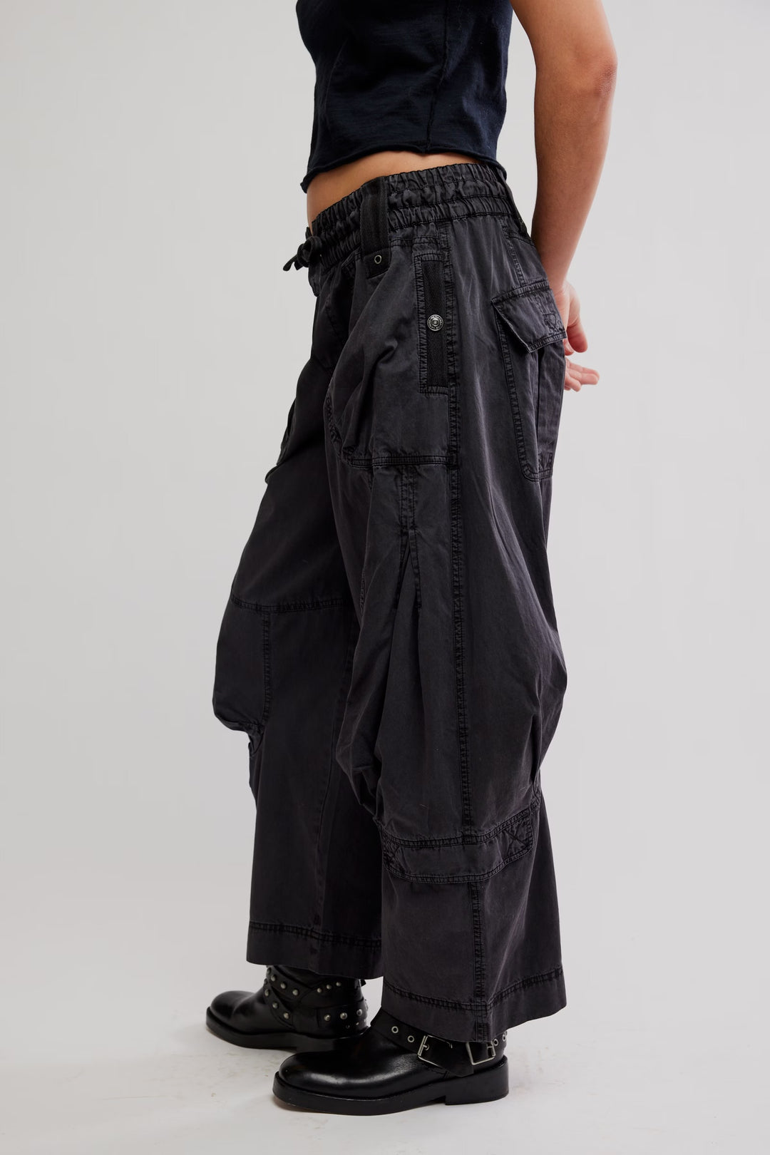 Onset Parachute Pants