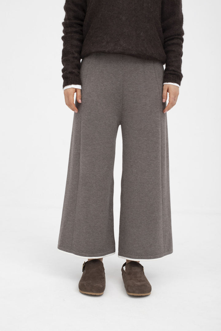 Naka Trousers