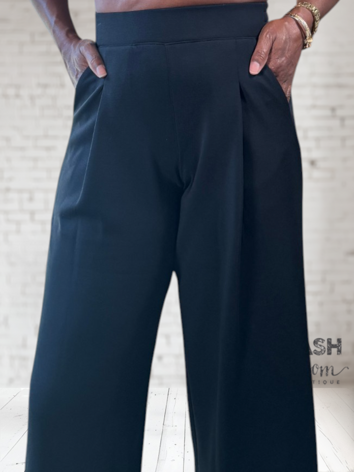 Pleated Wide Pant