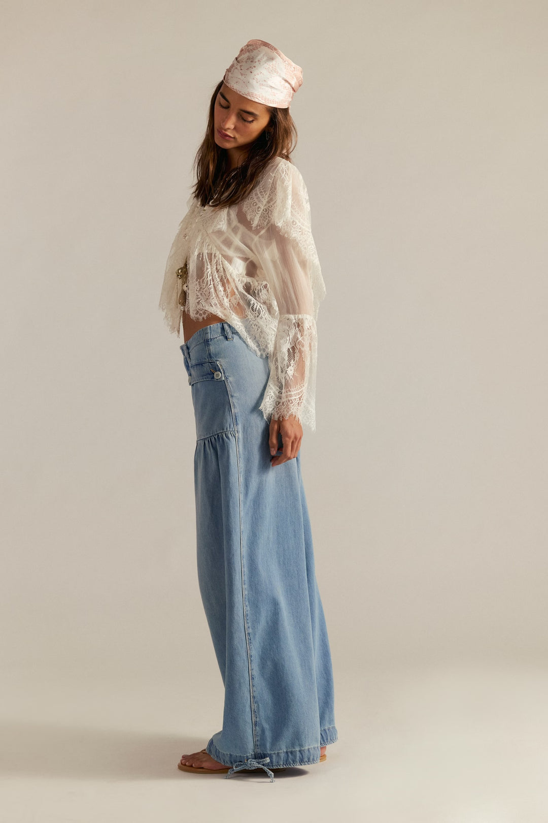Lotus Jean