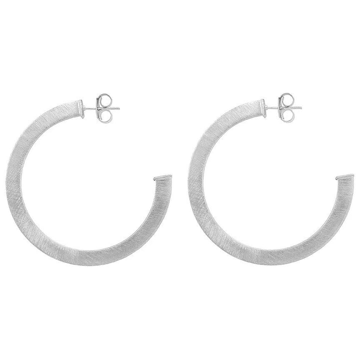 Sheila Fajl Elisa Hoops