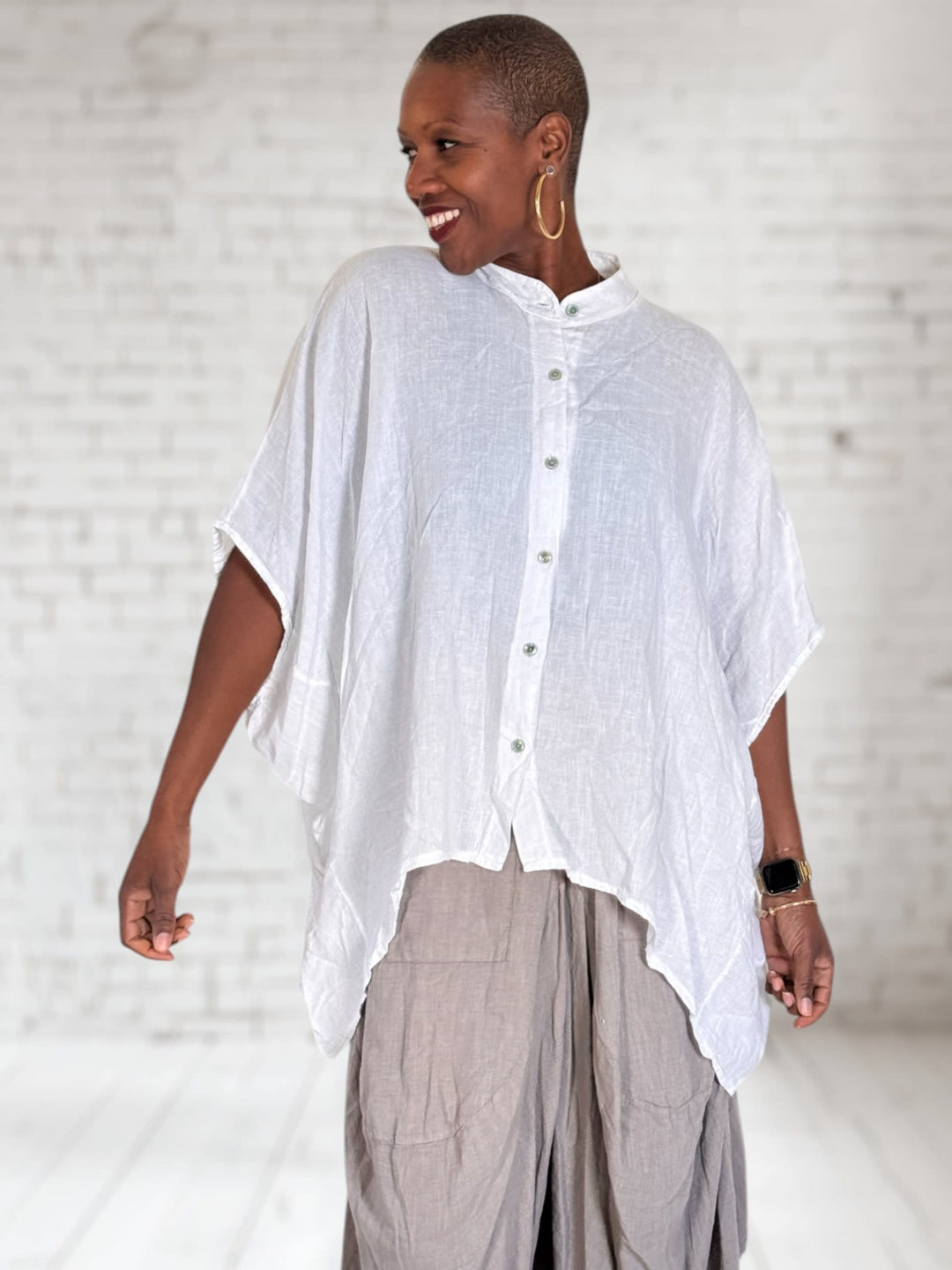 Dolman 25 Button Up Top
