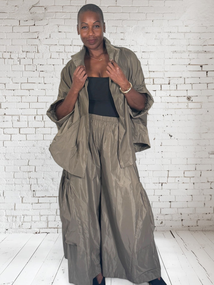 Nylon Chic Cape