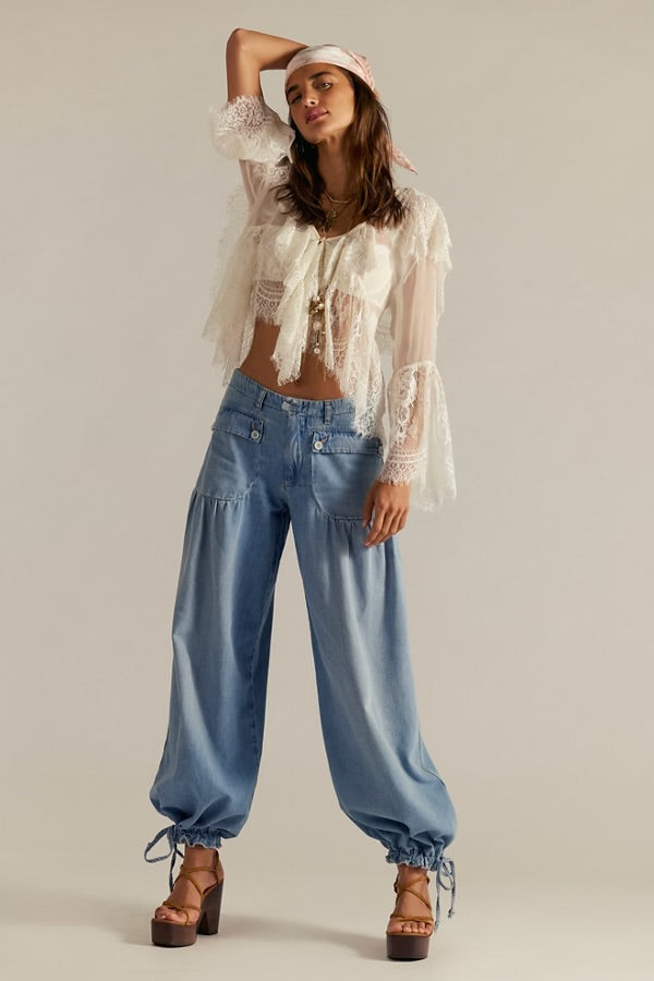 Lotus Jean