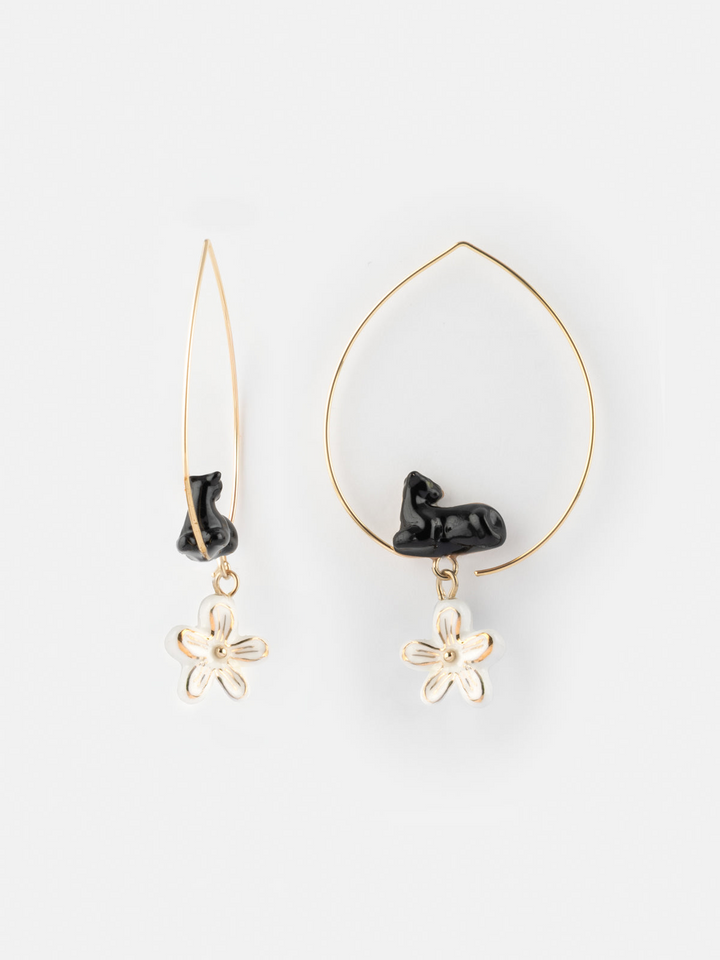 Lying Black Panther & Flower Hoop Earrings
