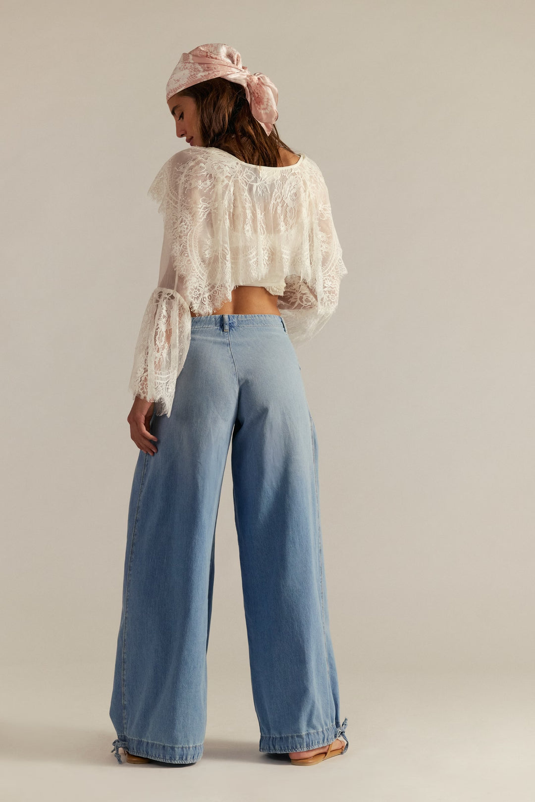 Lotus Jean