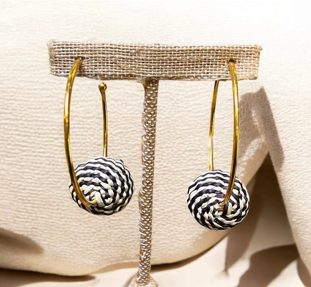 Sphere Hoop Esfera Earrings
