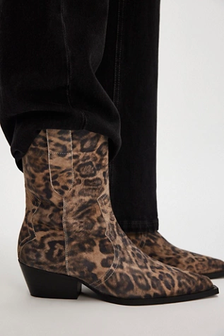 Cat Nap Cowboy Boot