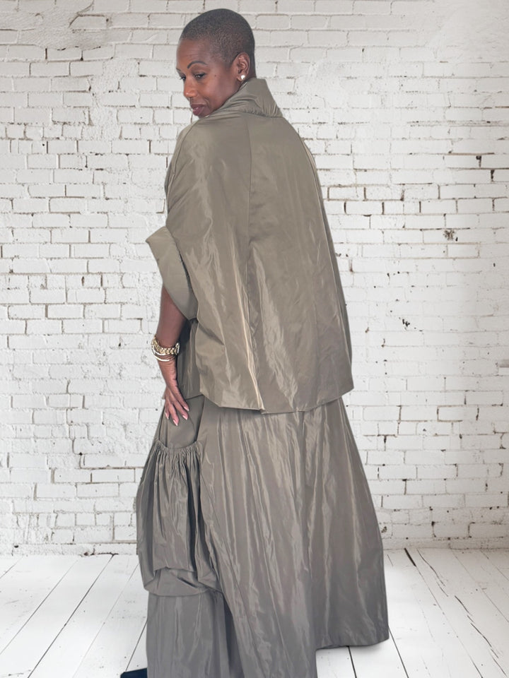 Nylon Chic Cape