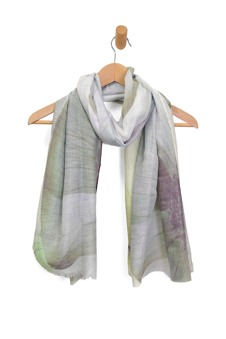 Green Pressed Daisy Scarf