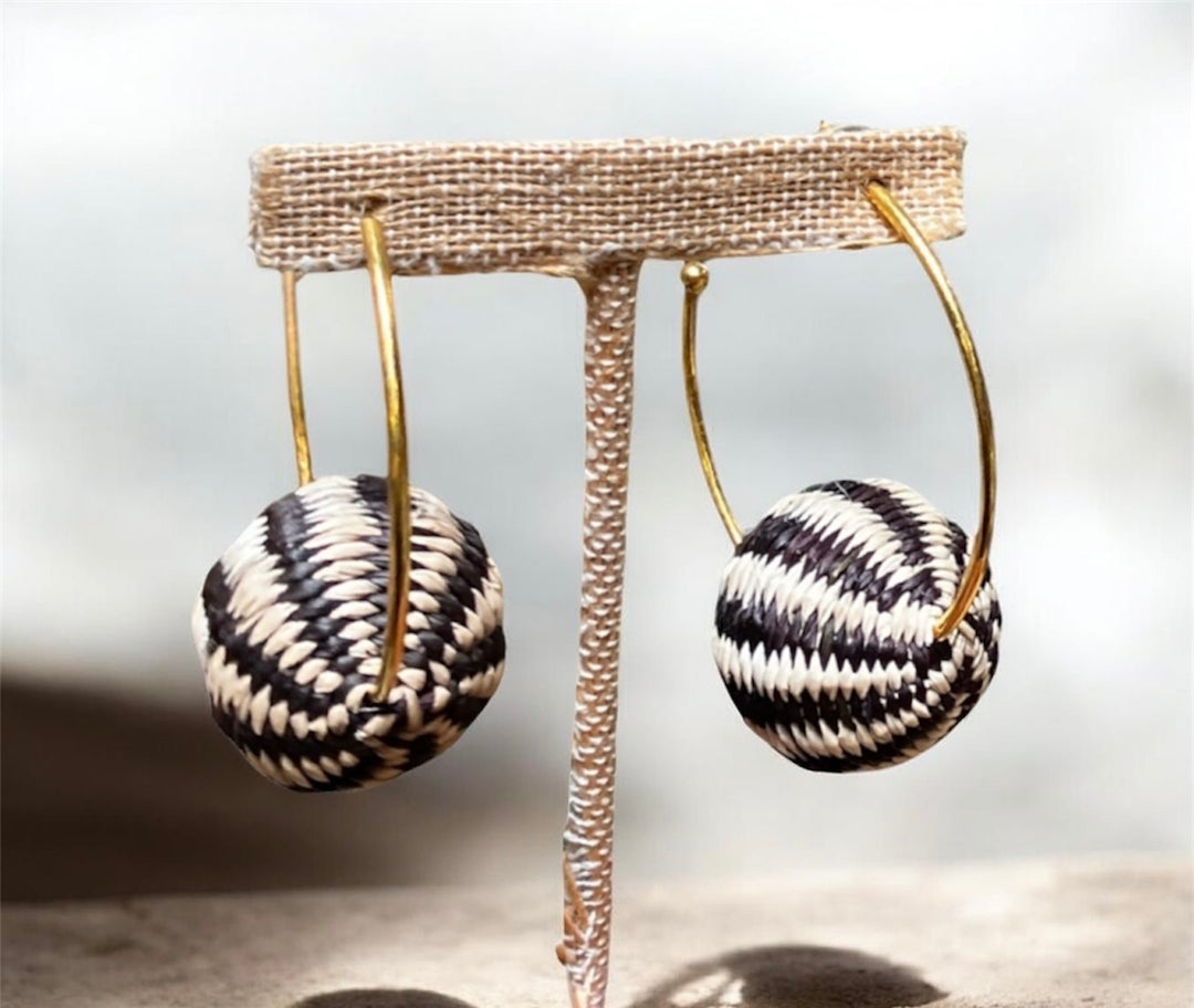 Sphere Hoop Boule Earrings