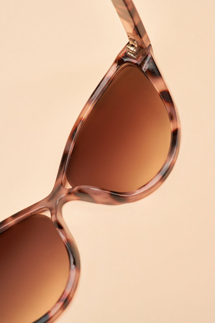 Annika Sunnies