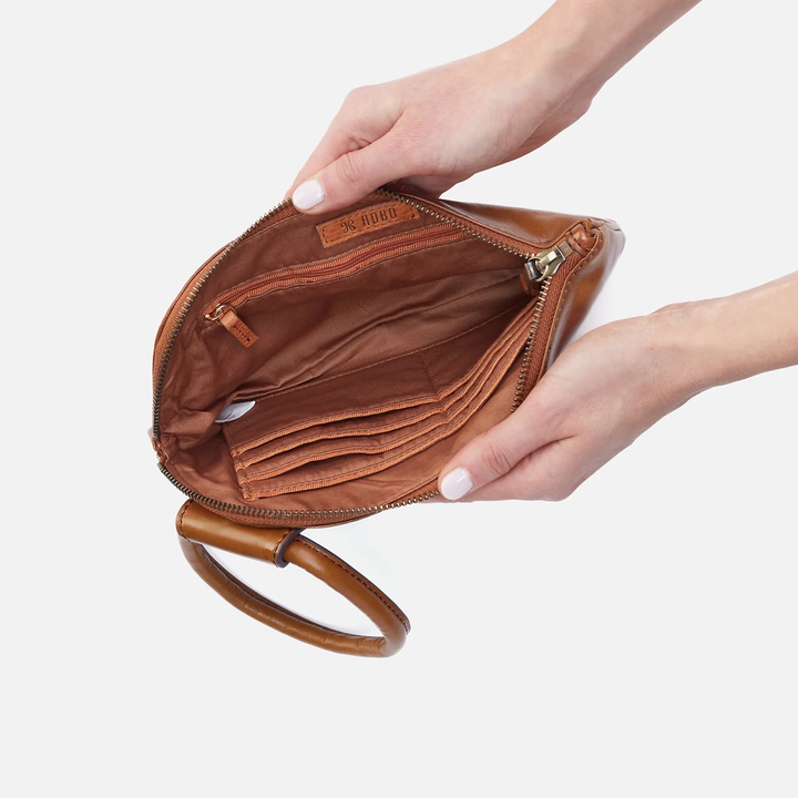 Classic Sable Wristlet